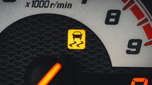 10 car tech features that improve safety &amp; 10 that distract you