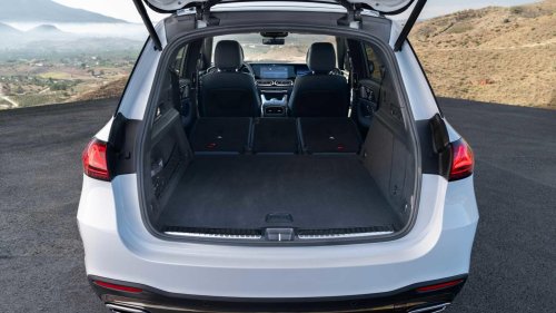 The updated Mercedes SUV has over 3,000 new parts, and you’d never guess why