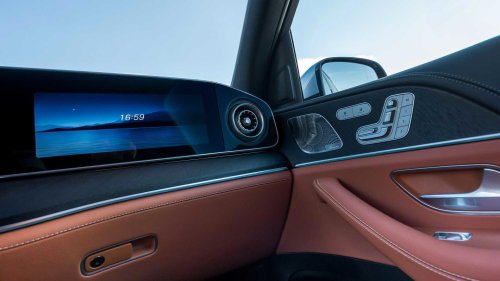 Mercedes, SUV, The updated Mercedes SUV has over 3,000 new parts, and you’d never guess why