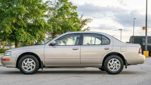 Nissan Maxima, Nissan, The fourth-gen Maxima is so reliable thanks to the Nissan VQ engine
