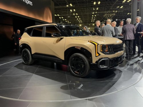 New Kia Seltos looks like an EV5 with attitude