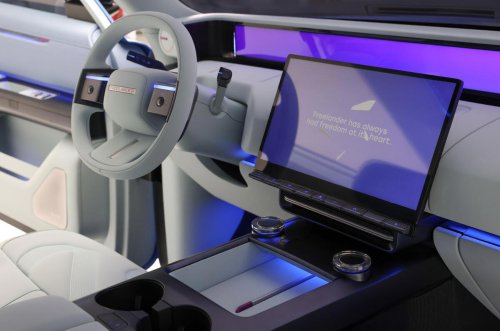 El Freelander vuelve como un robusto todoterreno eléctrico