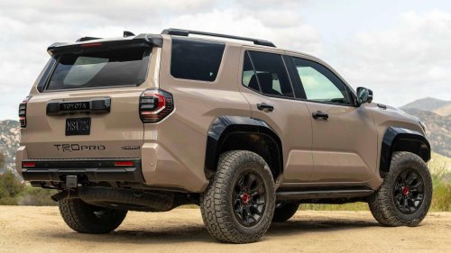 Rivian R2 vs. Toyota 4Runner: When old-school off-roading is hard to beat