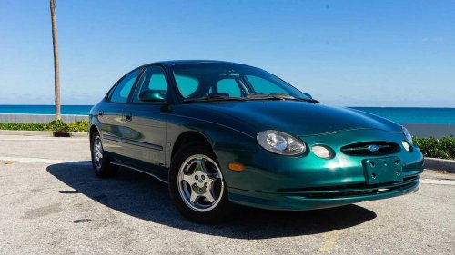 Lincoln, Lincoln Mark VIII: The unexpected 1990s performance king