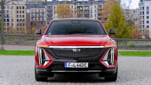 Cadillac, The electric Cadillac Lyriq depreciates rapidly - good used deal or risky investment?