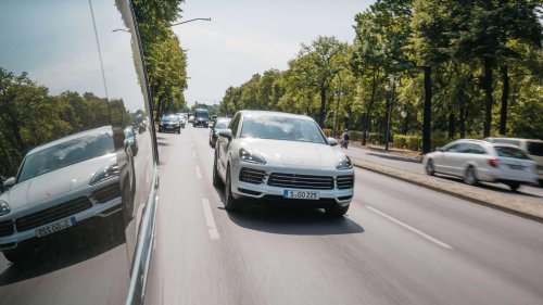 Porsche’s most reliable Cayenne is going for new Honda CR-V money right now
