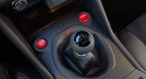 Nissan Z 2027: el mítico deportivo japonés recupera el cambio manual por petición de sus fans