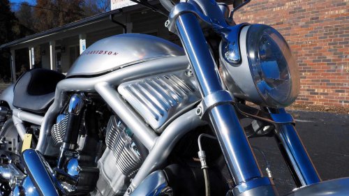 The forgotten Harley-Davidson V-Rod that could outrun a Porsche 911