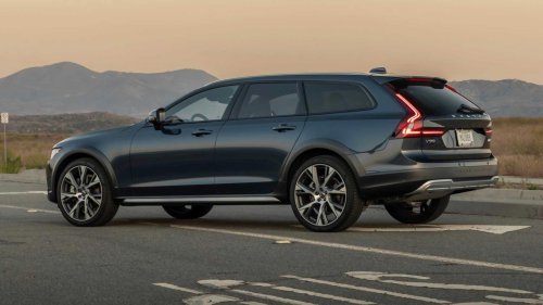 The Volvo V90 Cross Country could be a better family car than most SUVs