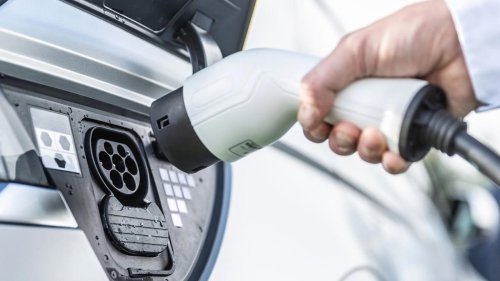 La gran mentira de la carga rápida, por qué tu eléctrico o PHEV no carga como te prometen