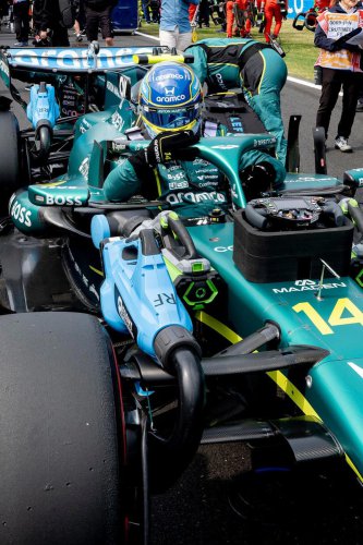 Mike Krack detalla a Fernando Alonso, Lance Stroll, Aston Martin y Honda los puntos débiles de AMR26