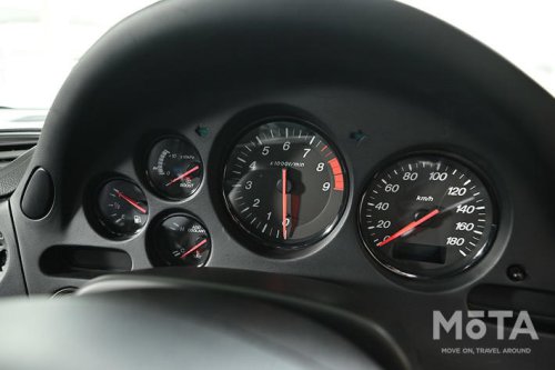 奇跡のフルノーマル状態! 25年間ワンオーナー「マツダ RX-7（FD3S）」の外観・内装をイッキ見