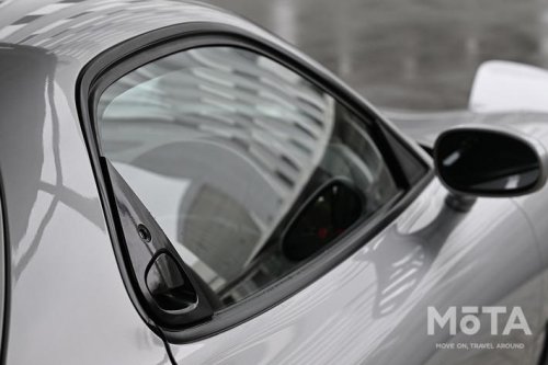 奇跡のフルノーマル状態! 25年間ワンオーナー「マツダ RX-7（FD3S）」の外観・内装をイッキ見