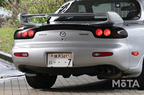 奇跡のフルノーマル状態! 25年間ワンオーナー「マツダ RX-7（FD3S）」の外観・内装をイッキ見