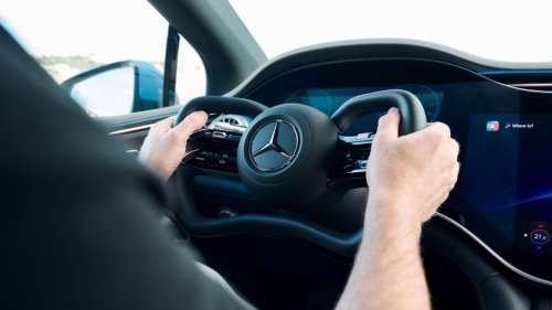 Mercedes, Mercedes is putting yoke steering in the EQS