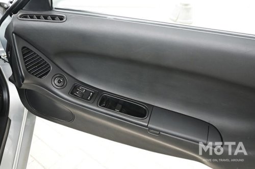 奇跡のフルノーマル状態! 25年間ワンオーナー「マツダ RX-7（FD3S）」の外観・内装をイッキ見