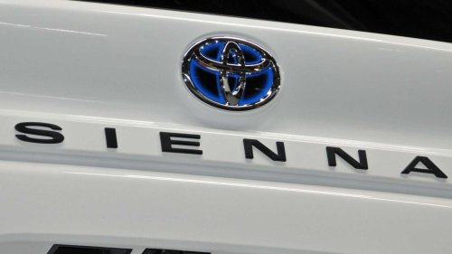 Toyota hybrid battery warranty makes replacement costs & lifespan less of a concern