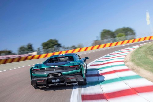 Prueba Ferrari 296 Speciale: Un supercar que hace honor a su nombre