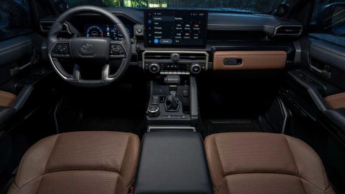 Rivian R2 vs. Toyota 4Runner: When old-school off-roading is hard to beat