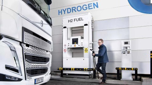 Toyota, Toyota is teaming up with these two auto giants for a big hydrogen push