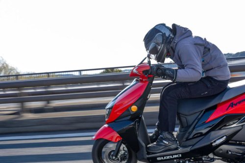 125ccスポーツスクーターとは?スズキ『アヴェニス125』は“バイク初心者”の気持ちを昂らせるアブないやつかもしれない【スズキ アヴェニス125／インプレ・レビュー 中編】