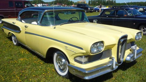 Mechanics warn the 1958 Edsel Pacer’s parts availability can complicate restorations