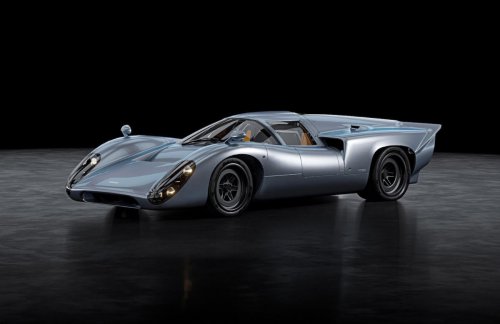 Lola is back with a V8 supercar inspired by a 1960s race car