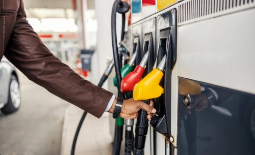La guerra de Irán sacude los surtidores: por qué el coche eléctrico ha batido récords históricos en marzo