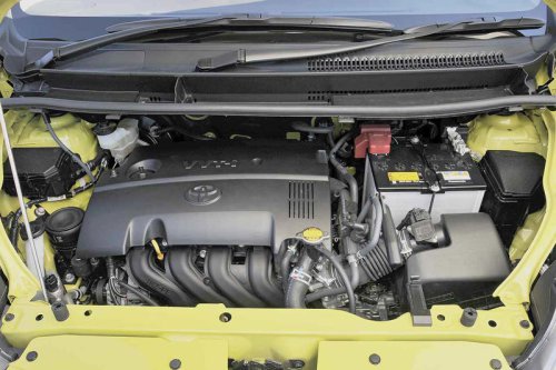 実は好バランスだったトヨタ スペイド。助手席スライドドアと1.5Lエンジンがもたらした、利便性と安心感【10年ひと昔の新車】