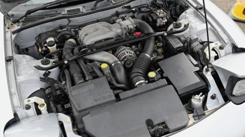 Why rotary engines use two different spark plugs