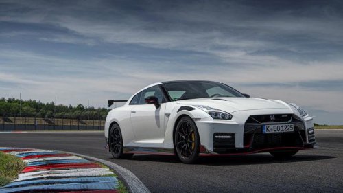El Nissan GT-R volverá en 2030 y será 100% nuevo... pero su motor V6 turbo sobrevivirá, "¿Para qué tirarlo?"
