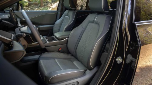 2027 Subaru Getaway interior and exterior picture gallery