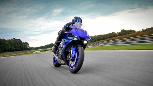 The Kawasaki sports bike that rivals the Yamaha R1 at a lower price