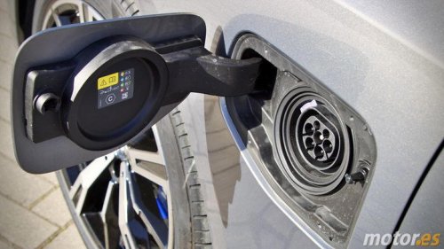BMW, Tras probar este híbrido enchufable de BMW realmente me replanteado si los diésel siguen siendo la mejor opción para viajar