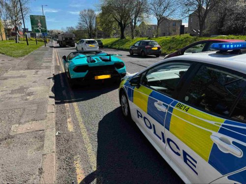 Este Lamborghini iba a ser una de las grandes sorpresas de una boda, pero la policía decidió lo contrario