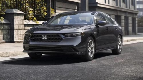 Toyota Camry hybrid vs. Honda Accord hybrid: One clearly wins on value