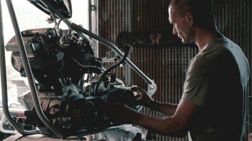 20 budget fixes that actually make car repairs more expensive