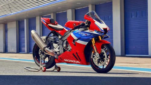 The Kawasaki sports bike that rivals the Yamaha R1 at a lower price
