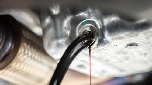 What's the typical lifespan of an oil pan?