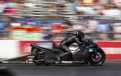 NHRA sisters Jasmine Salinas and Jianna Evaristo-Salinas bring speed and style to the track, in photos