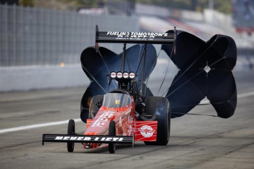 NHRA sisters Jasmine Salinas and Jianna Evaristo-Salinas bring speed and style to the track, in photos