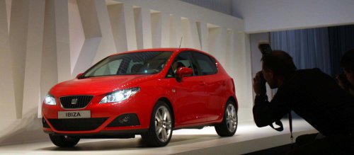 SEAT | Cupra | En busca de otro icono: Seat pone el Ibiza y el 600 como espejo para el Cupra Raval