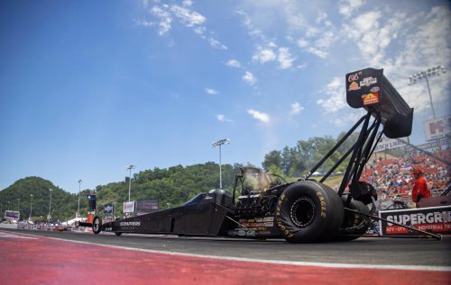 NHRA sisters Jasmine Salinas and Jianna Evaristo-Salinas bring speed and style to the track, in photos