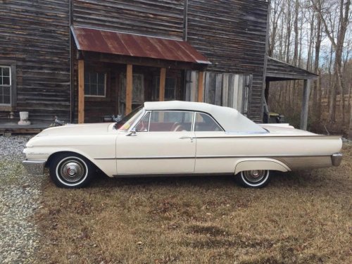 1960 and 1961 Ford Starliner & Sunliner: The dawn of blue oval muscle