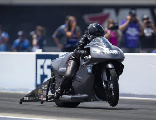 NHRA sisters Jasmine Salinas and Jianna Evaristo-Salinas bring speed and style to the track, in photos