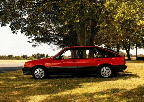 Los vehículos clásicos más modernos han hecho disminuir el nivel de emisiones de los más veteranos