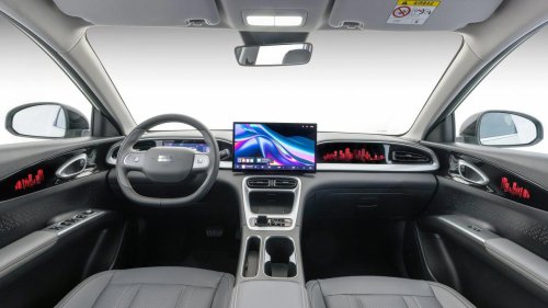 Geely | Con un precio de 8.500 euros, el Geely EX2 arrasa en China y pronto llegará a Europa