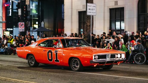 12 classic cars that defined American road culture
