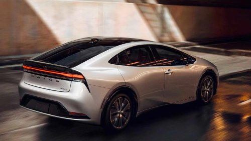 2023 Toyota Prius: The best 3-year-old hybrid to buy used