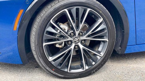 2023 Toyota Prius: The best 3-year-old hybrid to buy used